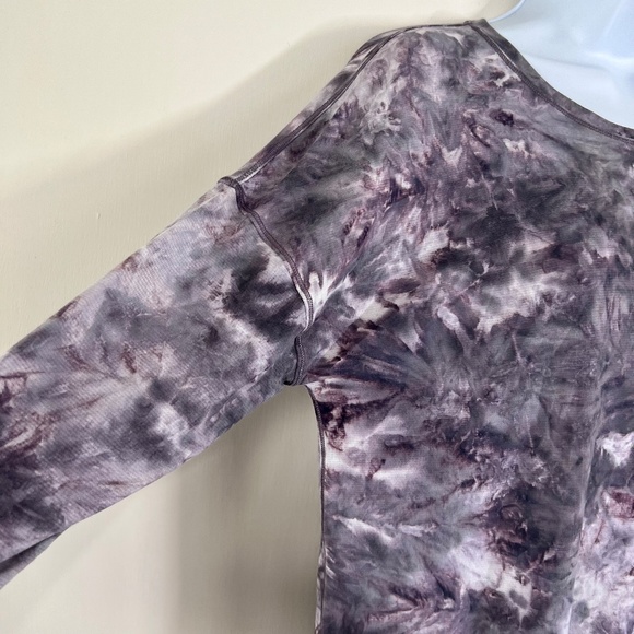 Lululemon To the Point Mist Diamond Dye Glacier Grey, see measurement 4 size - Picture 8 of 15